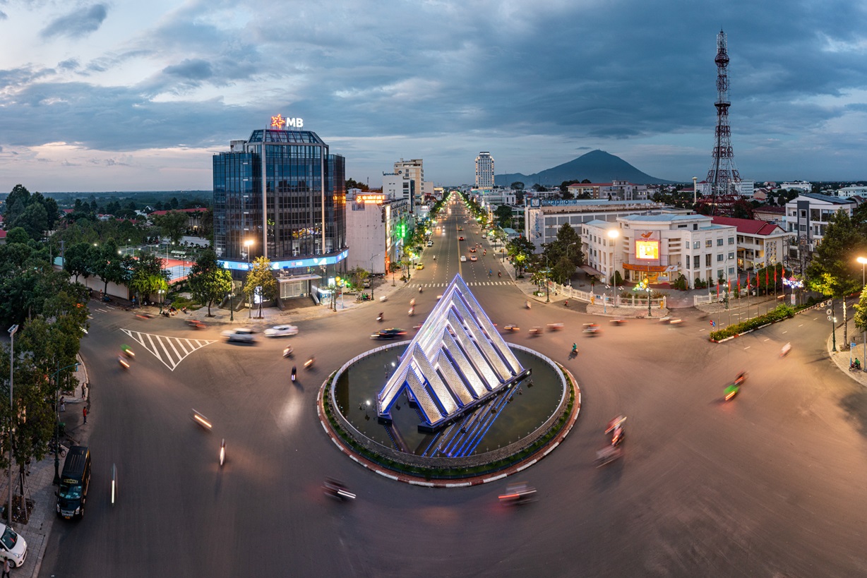 Tây Ninh có bao nhiêu huyện, có đặc sản gì ?